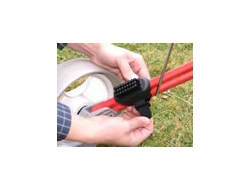 golf shoes cleaner