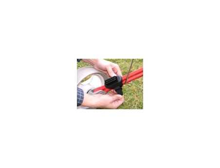 golf shoes cleaner