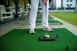 Golf Short Game Chip Trainer Pro Mat